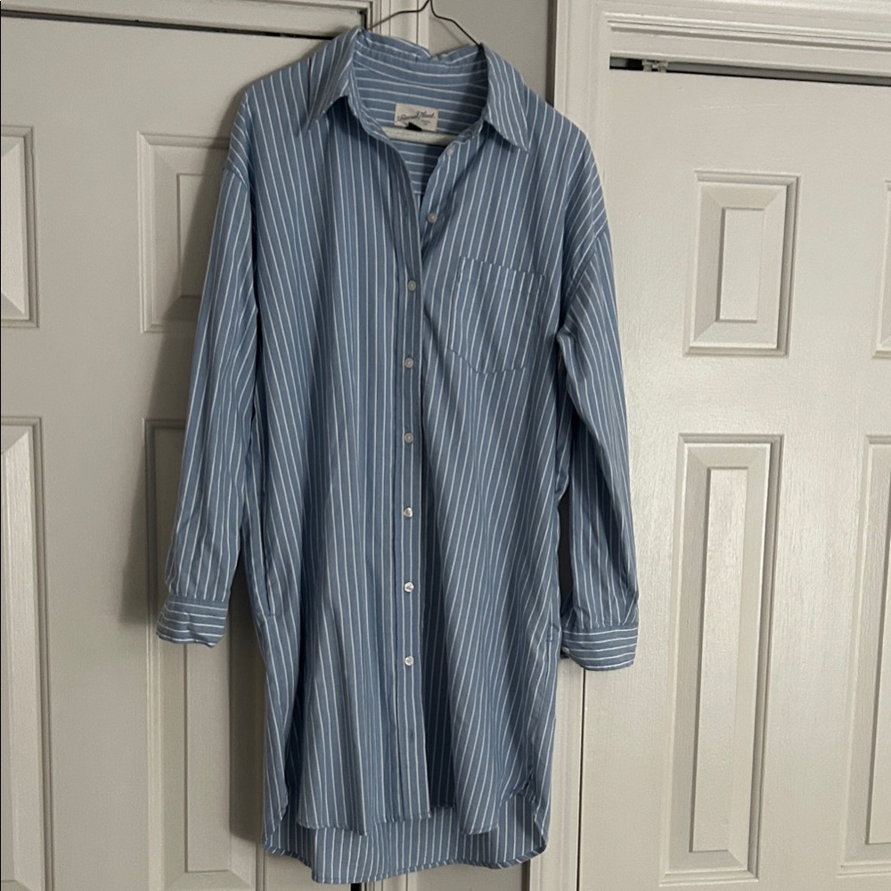 Universal Thread Blue Striped Casual Button Down Dress